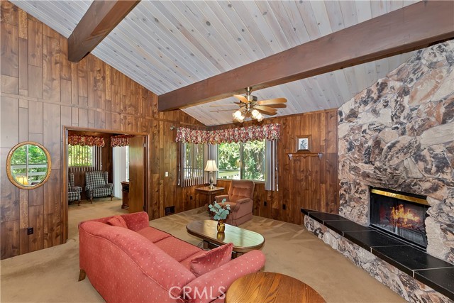 Detail Gallery Image 7 of 45 For 965 Lausanne Dr, Crestline,  CA 92325 - 4 Beds | 2/1 Baths