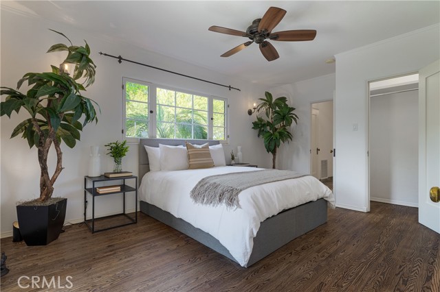 516 E Stocker Street, Glendale CA: https://media.crmls.org/medias/558d3191-0735-4ee2-8433-7076f7eec489.jpg
