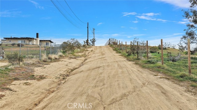 Detail Gallery Image 11 of 19 For 20375 Wadena, Apple Valley,  CA 92308 - – Beds | – Baths