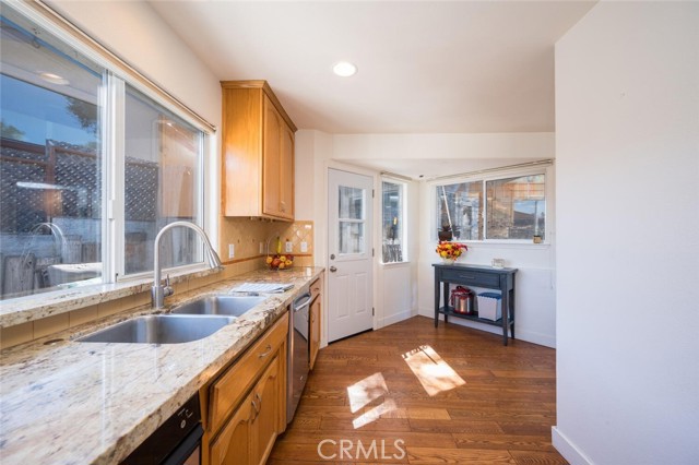 932 Margarita Avenue, Grover Beach CA: https://media.crmls.org/medias/558d9eed-2e38-42ed-b25e-af9c028c43c4.jpg