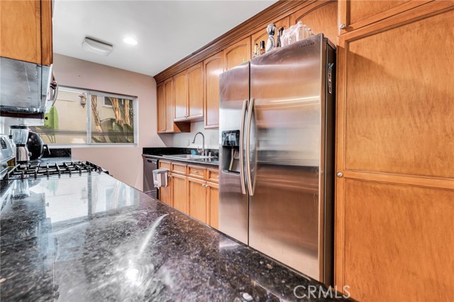 Detail Gallery Image 22 of 26 For 14934 Dickens St #4,  Sherman Oaks,  CA 91403 - 1 Beds | 1 Baths