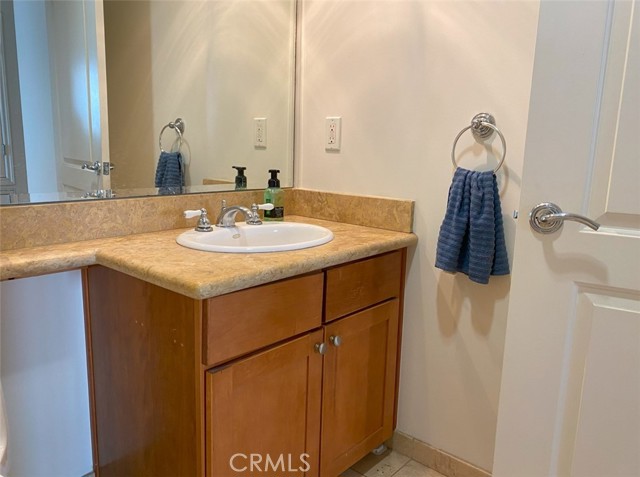 Detail Gallery Image 14 of 32 For 1241 S Westgate Ave #202,  Los Angeles,  CA 90025 - 3 Beds | 2/1 Baths