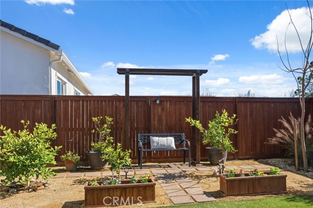 Detail Gallery Image 38 of 59 For 588 Overstone Ave, Madera,  CA 93636 - 5 Beds | 2/1 Baths