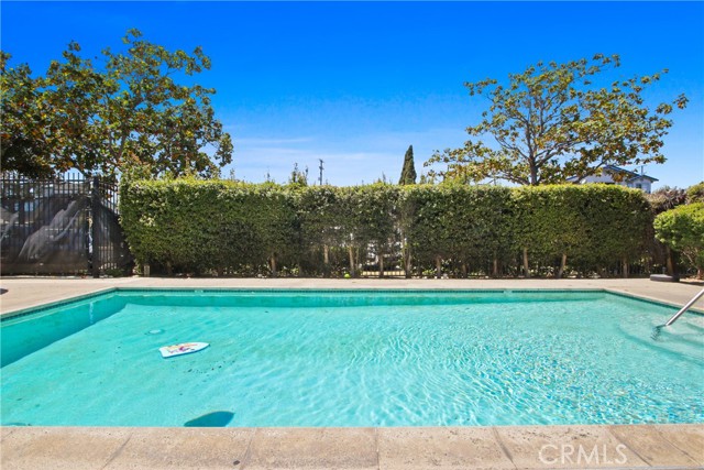 Detail Gallery Image 10 of 11 For 1450 Locust Ave #205,  Long Beach,  CA 90813 - 1 Beds | 1 Baths