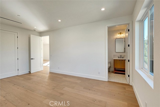Detail Gallery Image 10 of 16 For 1688 1/2 N Sierra Bonita, Pasadena,  CA 91104 - 3 Beds | 2 Baths