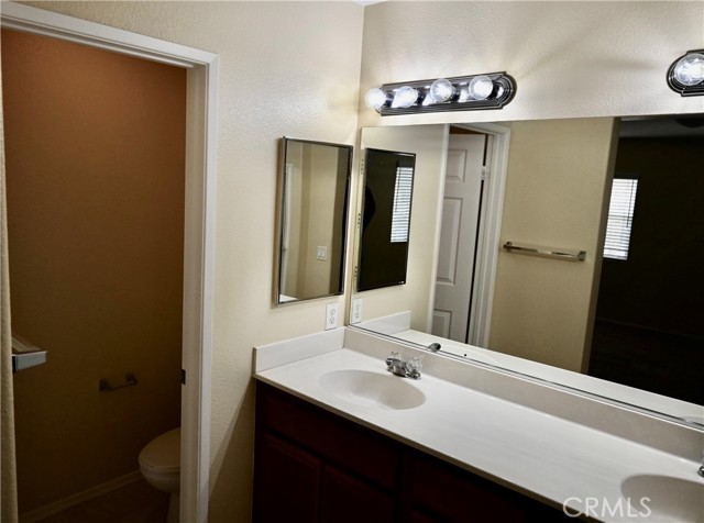 Detail Gallery Image 11 of 26 For 25798 Iris Ave #B,  Moreno Valley,  CA 92551 - 2 Beds | 2/1 Baths