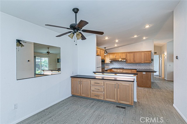 Detail Gallery Image 7 of 34 For 3367 Quail Meadows Dr, Santa Maria,  CA 93455 - 2 Beds | 2 Baths