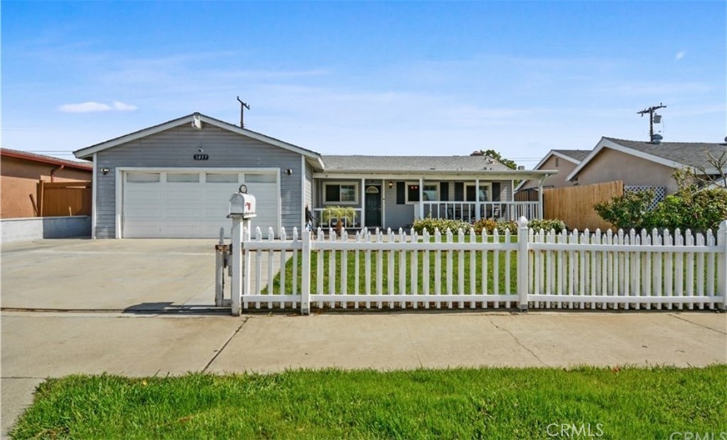 1837 E Granada ct