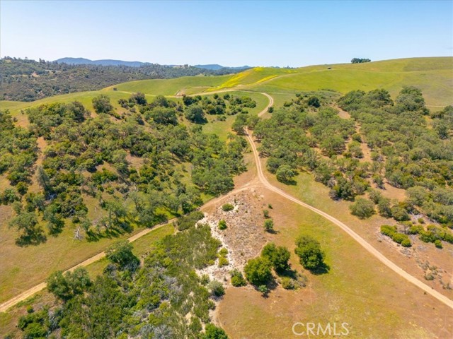 74650 Interlake Road, Bradley CA: https://media.crmls.org/medias/5590b58e-3f19-4428-aa4f-6c7342dc3b18.jpg