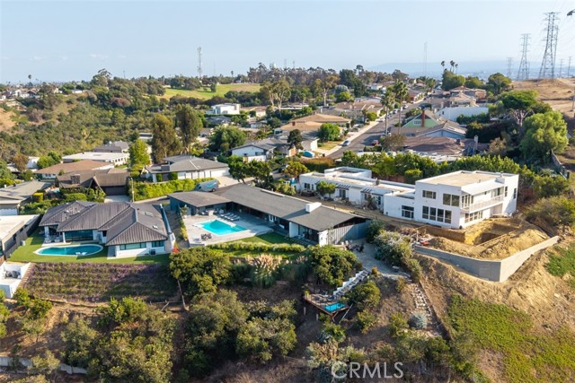 4139 S Cloverdale Avenue, Los Angeles CA: https://media.crmls.org/medias/5590df59-01b0-4d81-81c7-119bf1802ac0.jpg