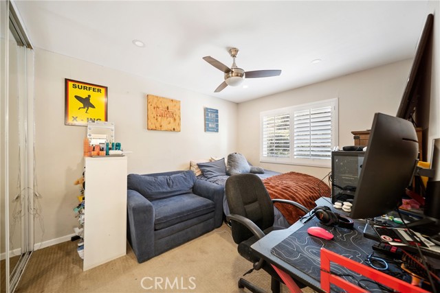 Detail Gallery Image 30 of 67 For 24224 Creekside Dr, Newhall,  CA 91321 - 5 Beds | 3 Baths