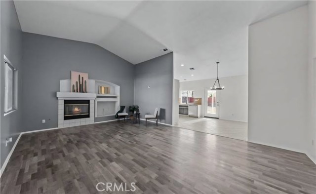 Detail Gallery Image 4 of 11 For 27185 White Ct, Menifee,  CA 92585 - 3 Beds | 2 Baths