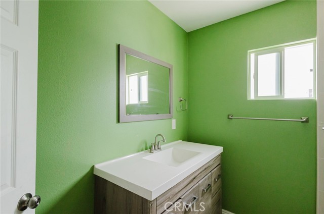 Detail Gallery Image 20 of 35 For 2226 Hauser Bld, Los Angeles,  CA 90016 - 3 Beds | 2 Baths