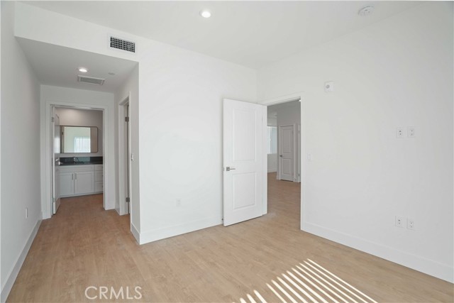 Detail Gallery Image 19 of 32 For 8750 Sepulveda Bld #308,  North Hills,  CA 91343 - 1 Beds | 1 Baths