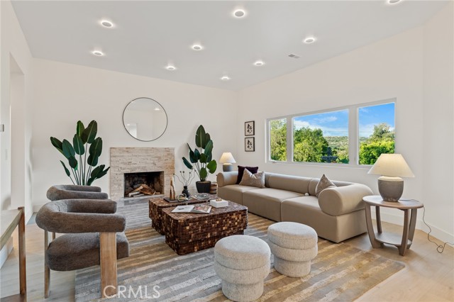 Detail Gallery Image 23 of 72 For 10533 Morada, Orange,  CA 92869 - 4 Beds | 4/1 Baths