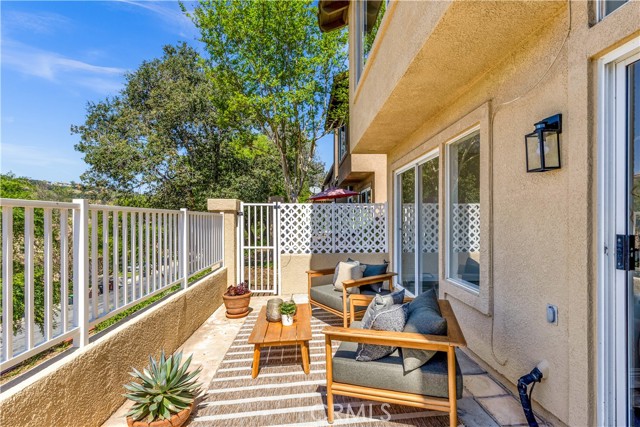 Detail Gallery Image 22 of 47 For 31 Cascada, Rancho Santa Margarita,  CA 92688 - 3 Beds | 3 Baths