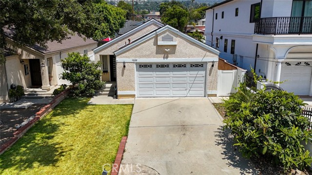 Detail Gallery Image 1 of 1 For 11022 Woodward Ave, Sunland,  CA 91040 - 3 Beds | 2 Baths