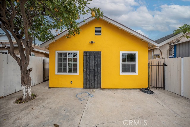 Detail Gallery Image 34 of 44 For 13032 S Main St, Los Angeles,  CA 90061 - 4 Beds | 2 Baths