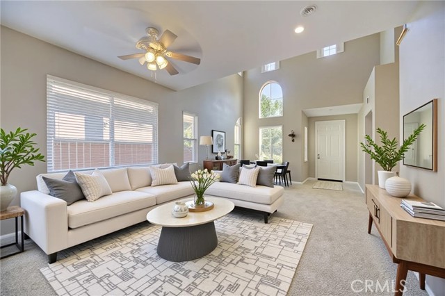 Detail Gallery Image 4 of 47 For 30862 Crystalaire Dr, Temecula,  CA 92591 - 4 Beds | 2/1 Baths