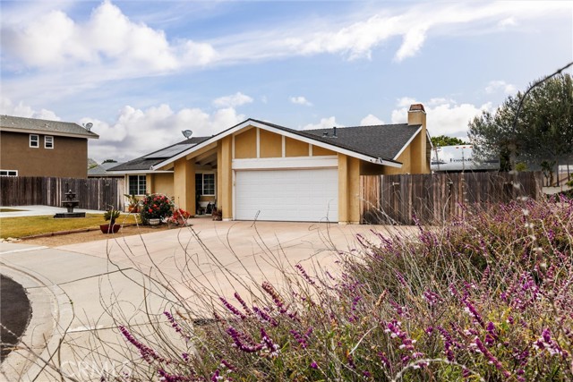 Detail Gallery Image 3 of 22 For 1057 Terrace Ave, Santa Maria,  CA 93455 - 4 Beds | 2 Baths