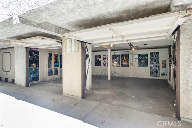 Detail Gallery Image 15 of 18 For 13203 Vanowen St #8,  North Hollywood,  CA 91605 - 2 Beds | 3 Baths