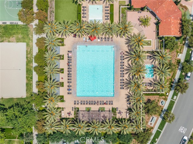 126 Paxton, Irvine CA: https://media.crmls.org/medias/55945476-e527-4b6d-9e31-03e5dfcada32.jpg