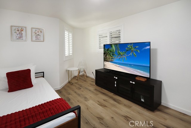 Detail Gallery Image 11 of 35 For 531 W Victoria Ct, Lake Arrowhead,  CA 92352 - 4 Beds | 2/1 Baths