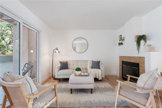 Detail Gallery Image 3 of 45 For 12411 Osborne St #128,  Pacoima,  CA 91331 - 3 Beds | 2/1 Baths