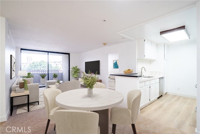 Detail Gallery Image 7 of 24 For 222 S Central, Los Angeles,  CA 90012 - 2 Beds | 2 Baths