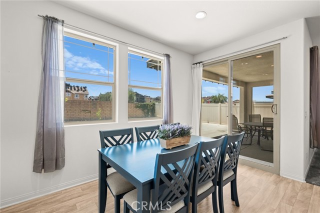 32171 Dymondia Way, Temecula CA: https://media.crmls.org/medias/55965579-cf68-4010-a271-a44d1a32f2d2.jpg