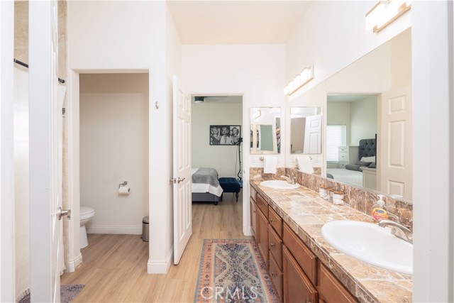 1586 W Mcwethy Street, Rialto CA: https://media.crmls.org/medias/559687ab-c8dc-41a6-8049-53b4b6df5924.jpg