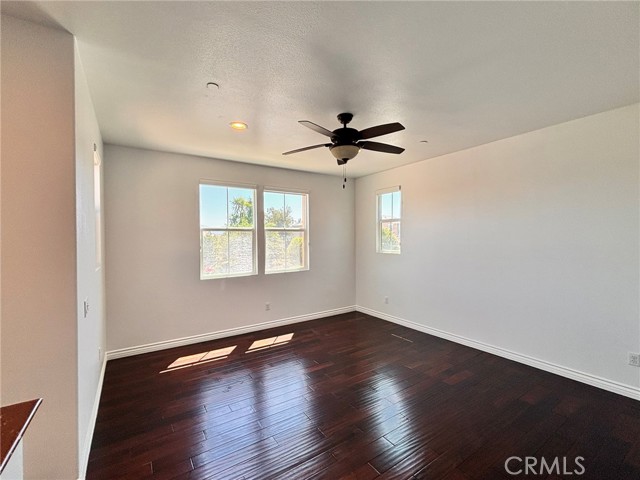 Detail Gallery Image 16 of 25 For 28577 Las Canastas Dr, Valencia,  CA 91354 - 4 Beds | 3 Baths