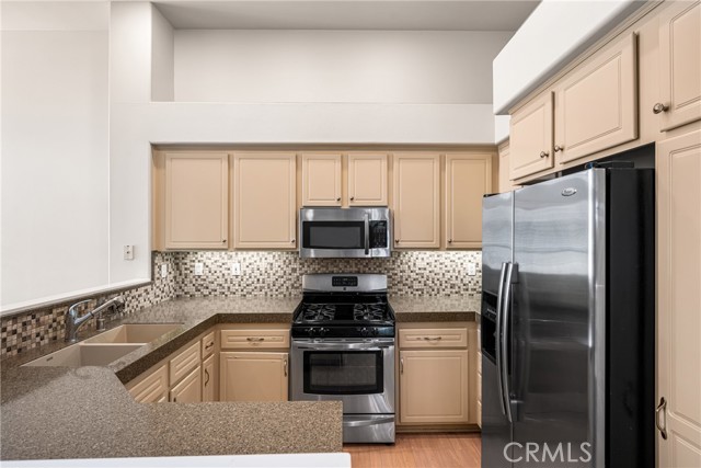 1408 Solvay Aisle, Irvine CA: https://media.crmls.org/medias/5597f102-e919-431c-927e-f0d3ae0d0496.jpg