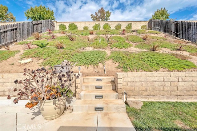 Detail Gallery Image 25 of 31 For 5665 Summerfield St, Camarillo,  CA 93012 - 3 Beds | 2 Baths