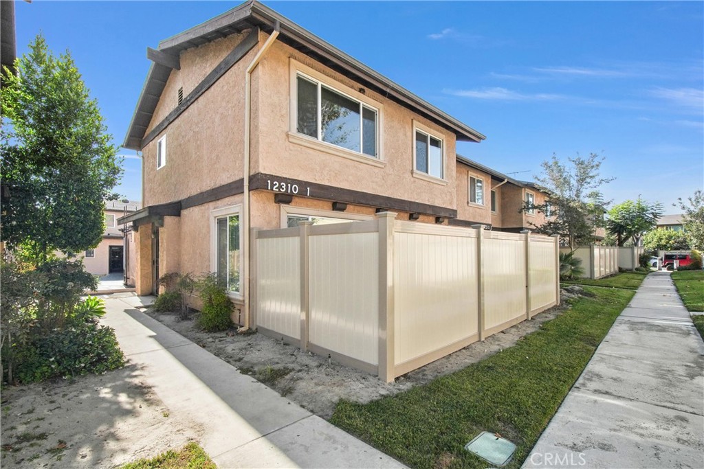 12310 Runnymede #1