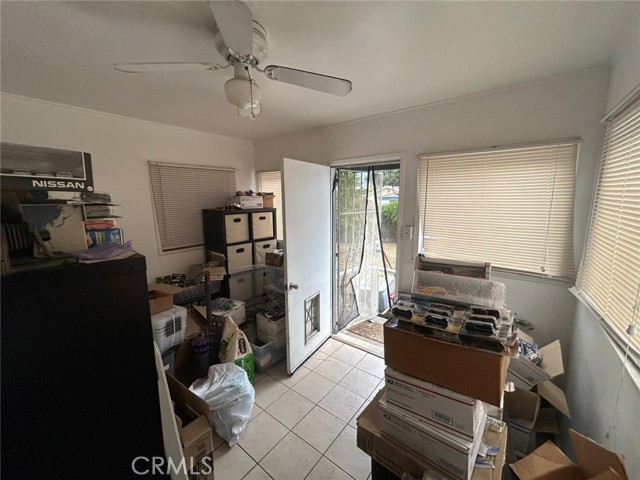 1176 Laurel Avenue, Pomona CA: https://media.crmls.org/medias/559b50ff-f777-4f00-832a-bffe3b6a1d08.jpg