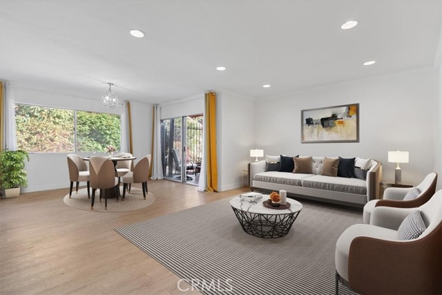 Detail Gallery Image 1 of 43 For 6736 Hillpark Dr #102,  Los Angeles,  CA 90068 - 2 Beds | 2 Baths