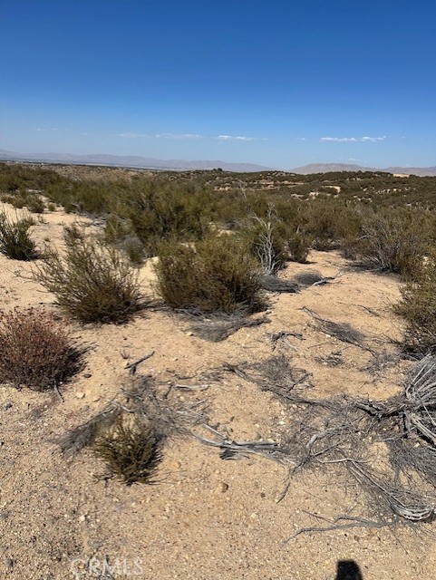 5071 Mc Conneny Road, Hesperia CA: https://media.crmls.org/medias/559b782c-f41b-452c-8988-b7201c28dabf.jpg