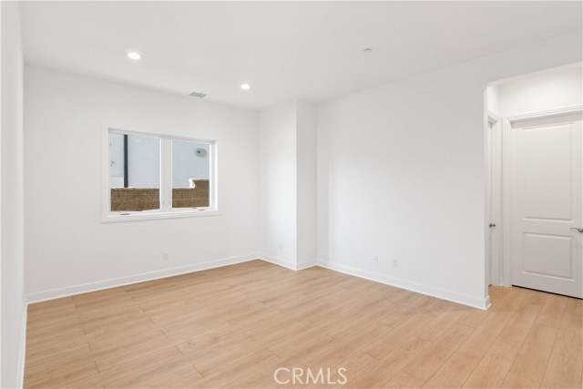 Detail Gallery Image 33 of 49 For 20120 W Marlow Ln, Porter Ranch,  CA 91326 - 5 Beds | 5/1 Baths