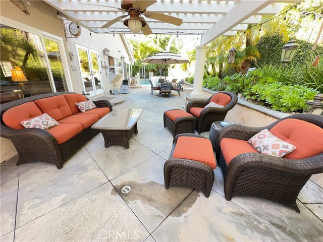 Detail Gallery Image 6 of 29 For 25541 Rocky Beach Ln, Dana Point,  CA 92629 - 4 Beds | 2/1 Baths