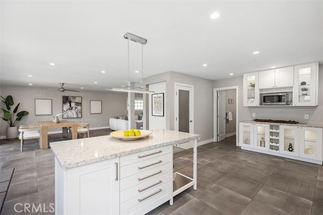Detail Gallery Image 17 of 40 For 26925 Calle Dolores, Dana Point,  CA 92624 - 3 Beds | 3 Baths