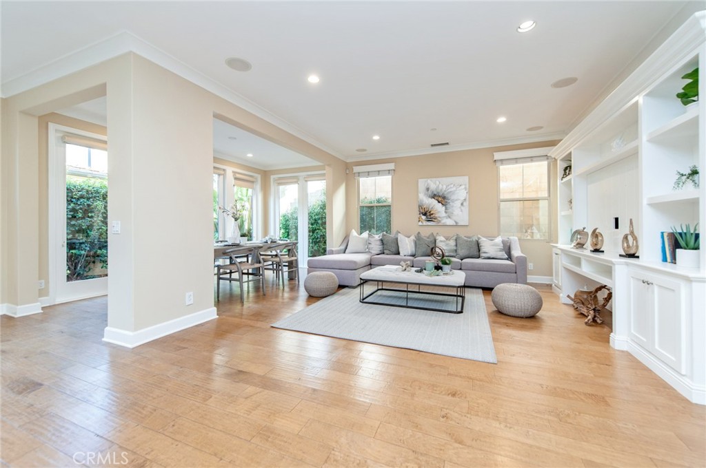 MLS #OC25254186 image #5