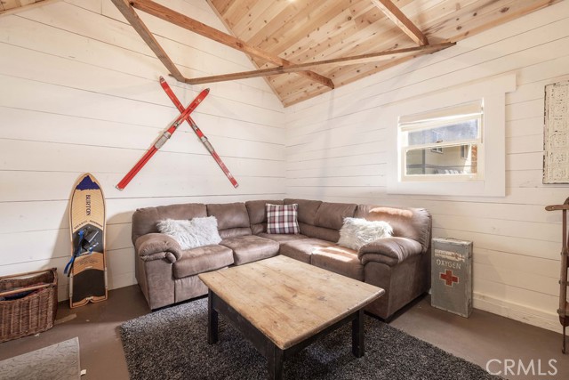 Detail Gallery Image 44 of 49 For 644 Marin, Big Bear Lake,  CA 92315 - 2 Beds | 3 Baths