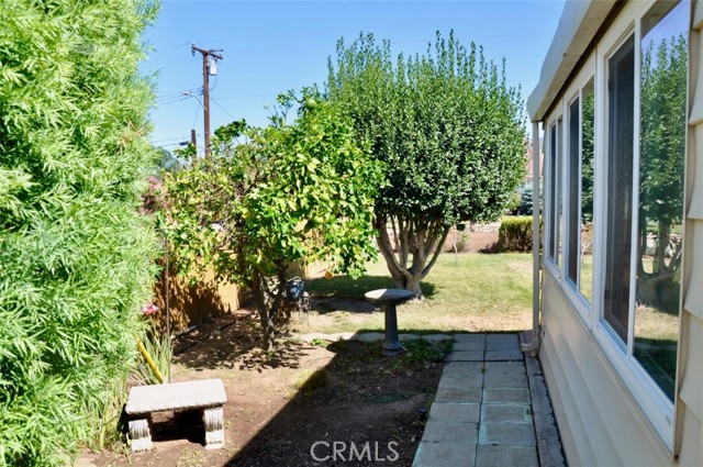 11610 Dodd Street, Yucaipa CA: https://media.crmls.org/medias/559d501d-fb17-4c60-9e9b-09874053d912.jpg