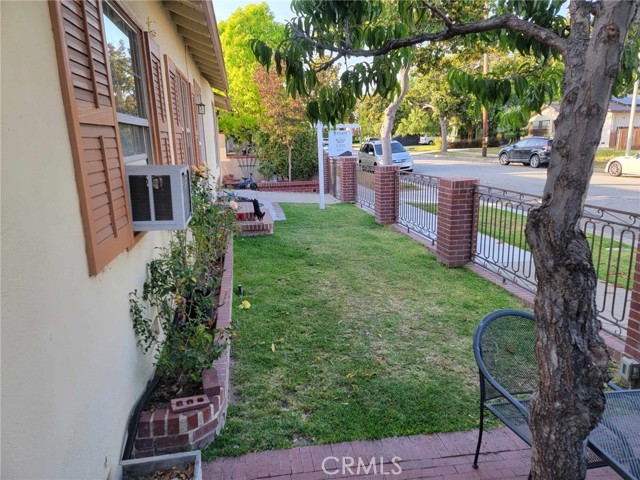 Detail Gallery Image 4 of 5 For 125 N Bushnell Ave, Alhambra,  CA 91801 - 1 Beds | 1 Baths