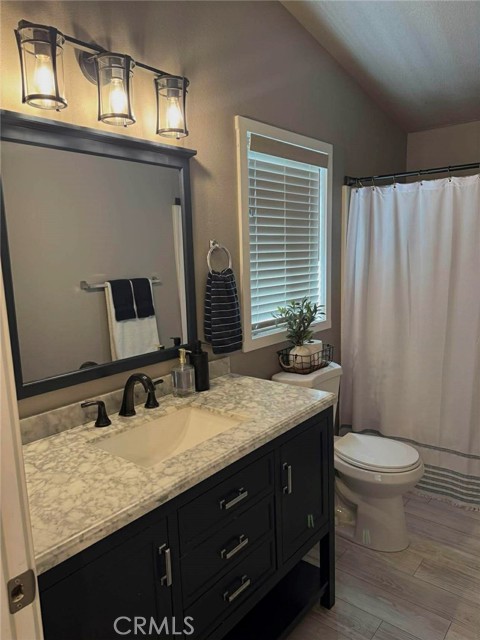 Image 16 of 31 For 627 Ventura  