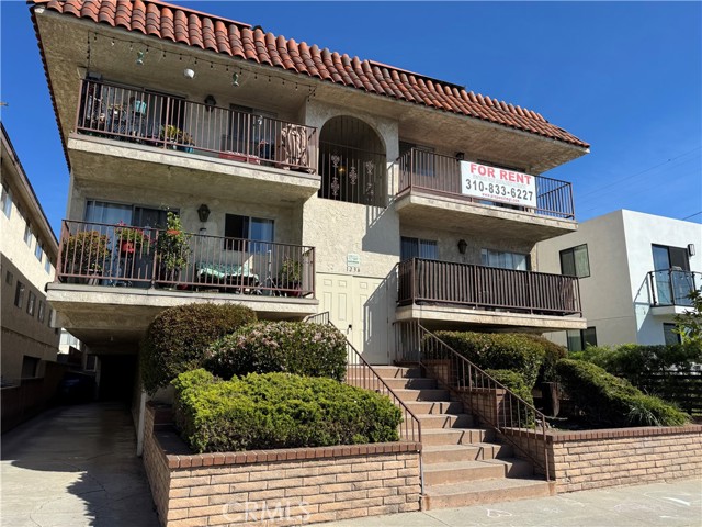 1236 W 8th Unit: 8