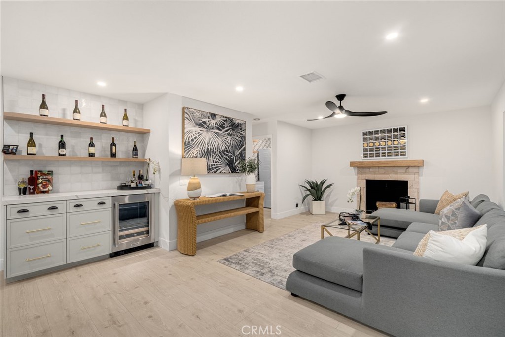 MLS #OC25157205 image #11