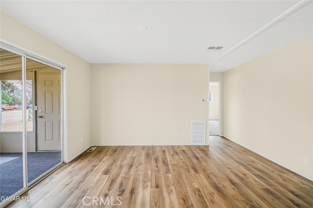 Detail Gallery Image 11 of 34 For 2489 55th Street West, Rosamond,  CA 93560 - 2 Beds | 2 Baths