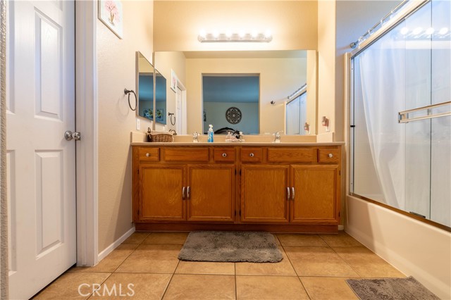 Detail Gallery Image 13 of 21 For 2507 E Nugent St, Lancaster,  CA 93535 - 3 Beds | 2 Baths